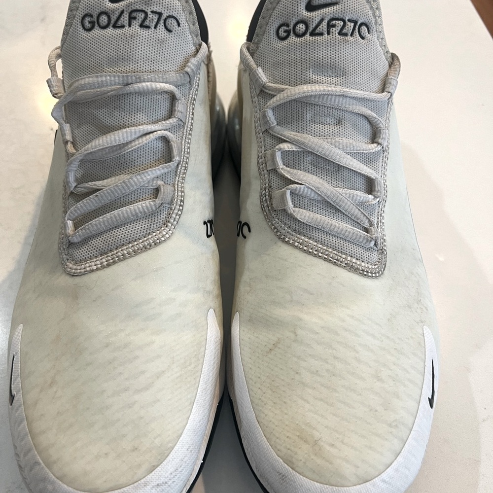 Men’s Nike golf shoes, size 10, waterproof